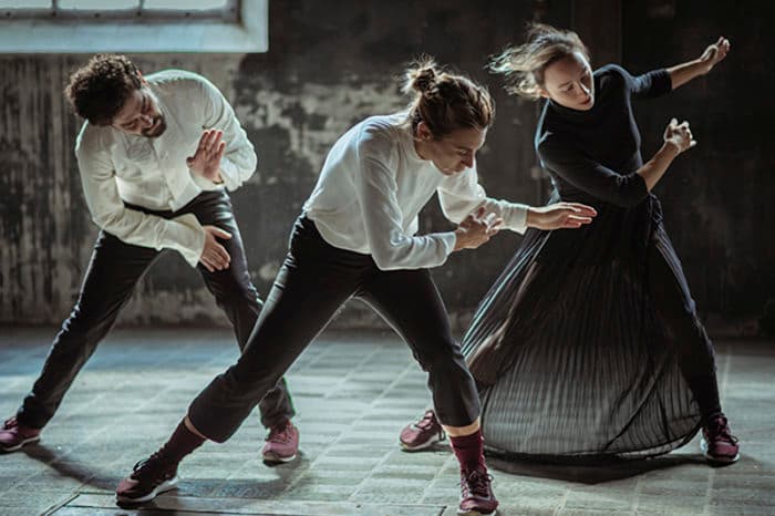CIRCULA! Tren de creació i formació en dansa