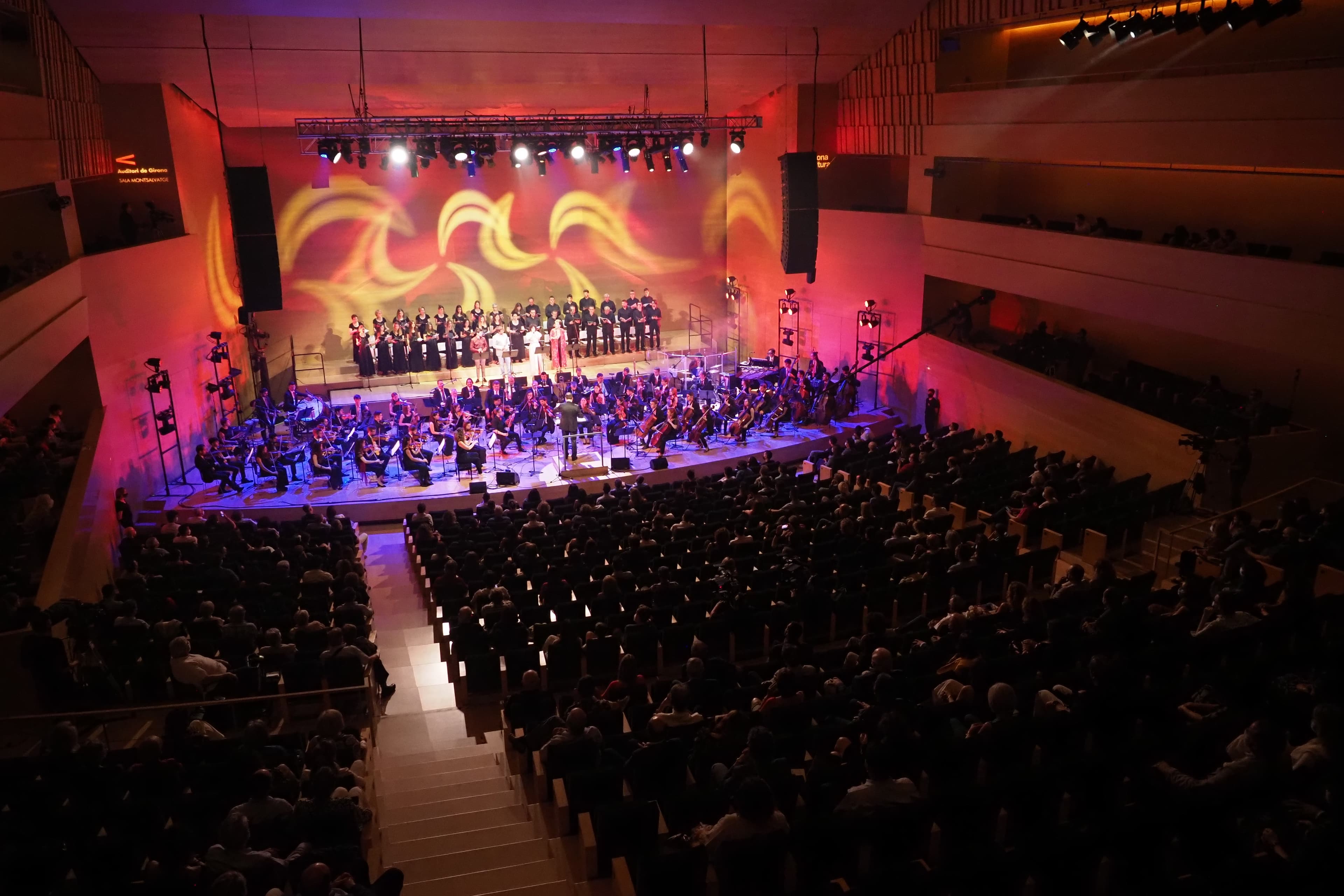 Emociona't amb la SCCC: Himnes del Cor