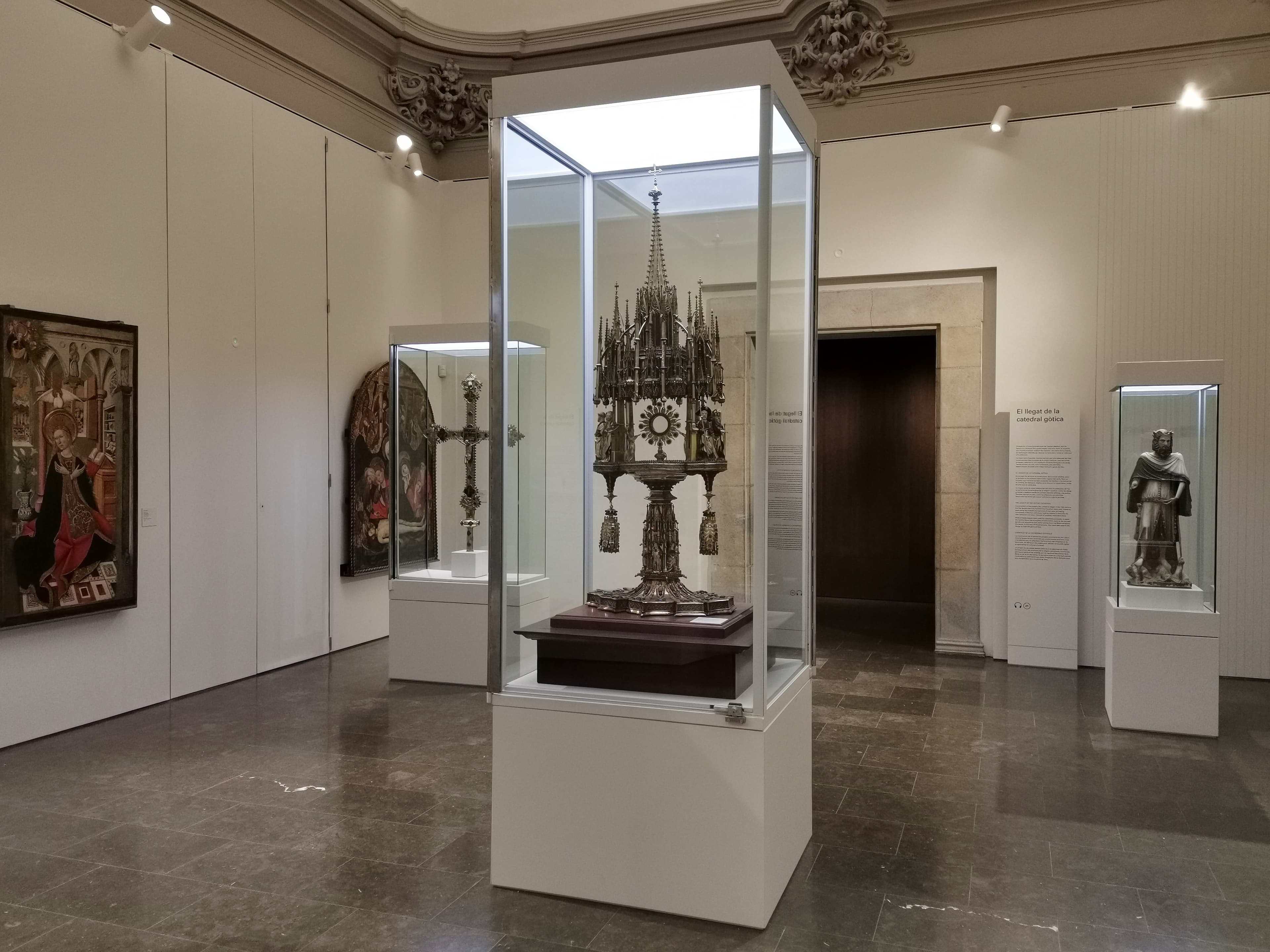 Visita lliure a la catedral de Girona i Basílica de sant Feliu