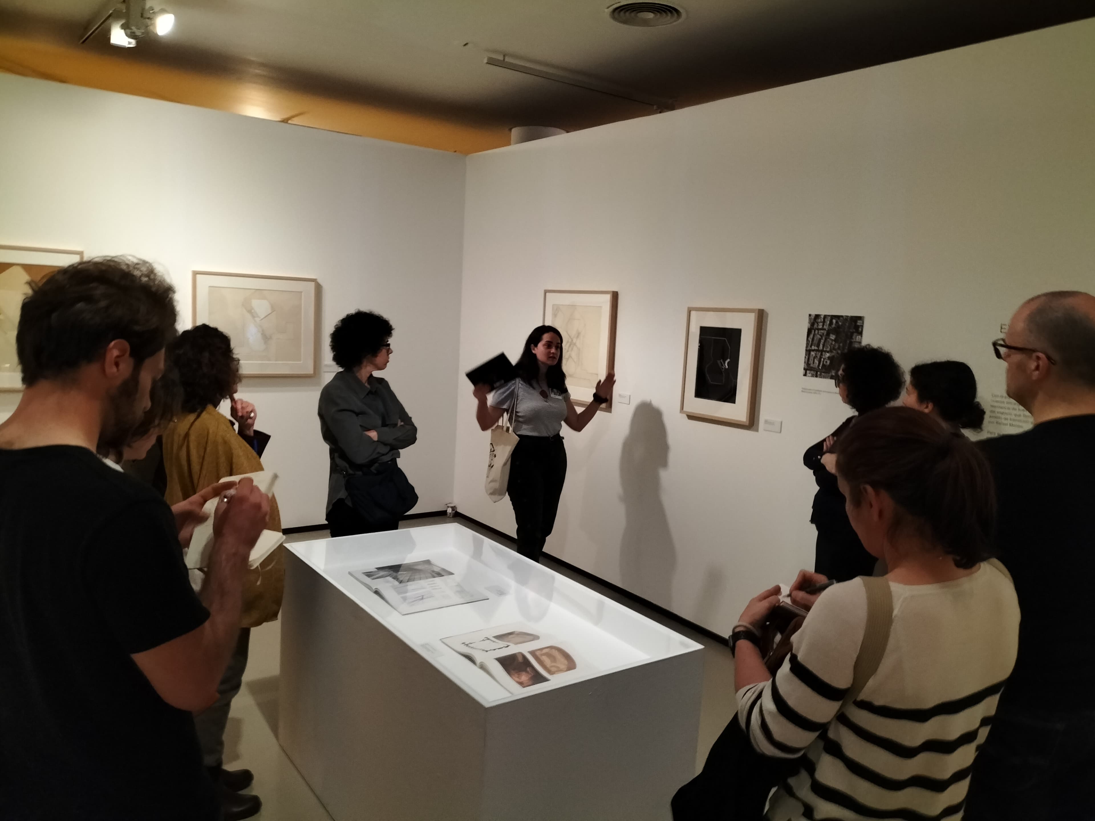 Visita-taller para público adulto. Exposición "Bleda y Rosa".