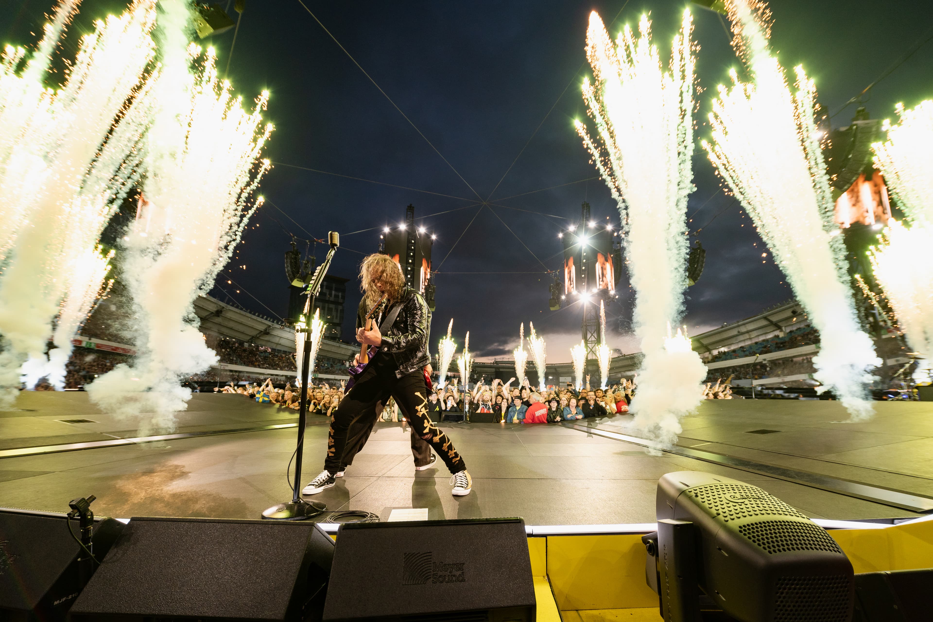 METALLICA: M72 WORLD TOUR LIVE FROM ARLINGTON, TX – A TWO NIGHT EVENT (NIT 2)