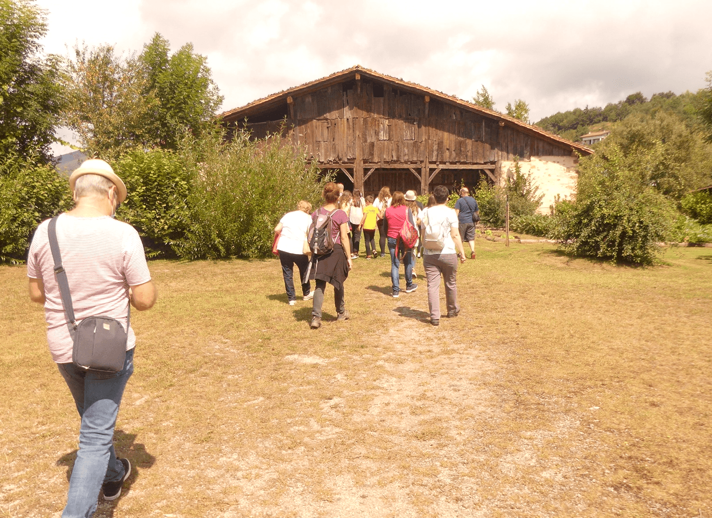 Igartubeiti Baserri Museora bisita gidatua