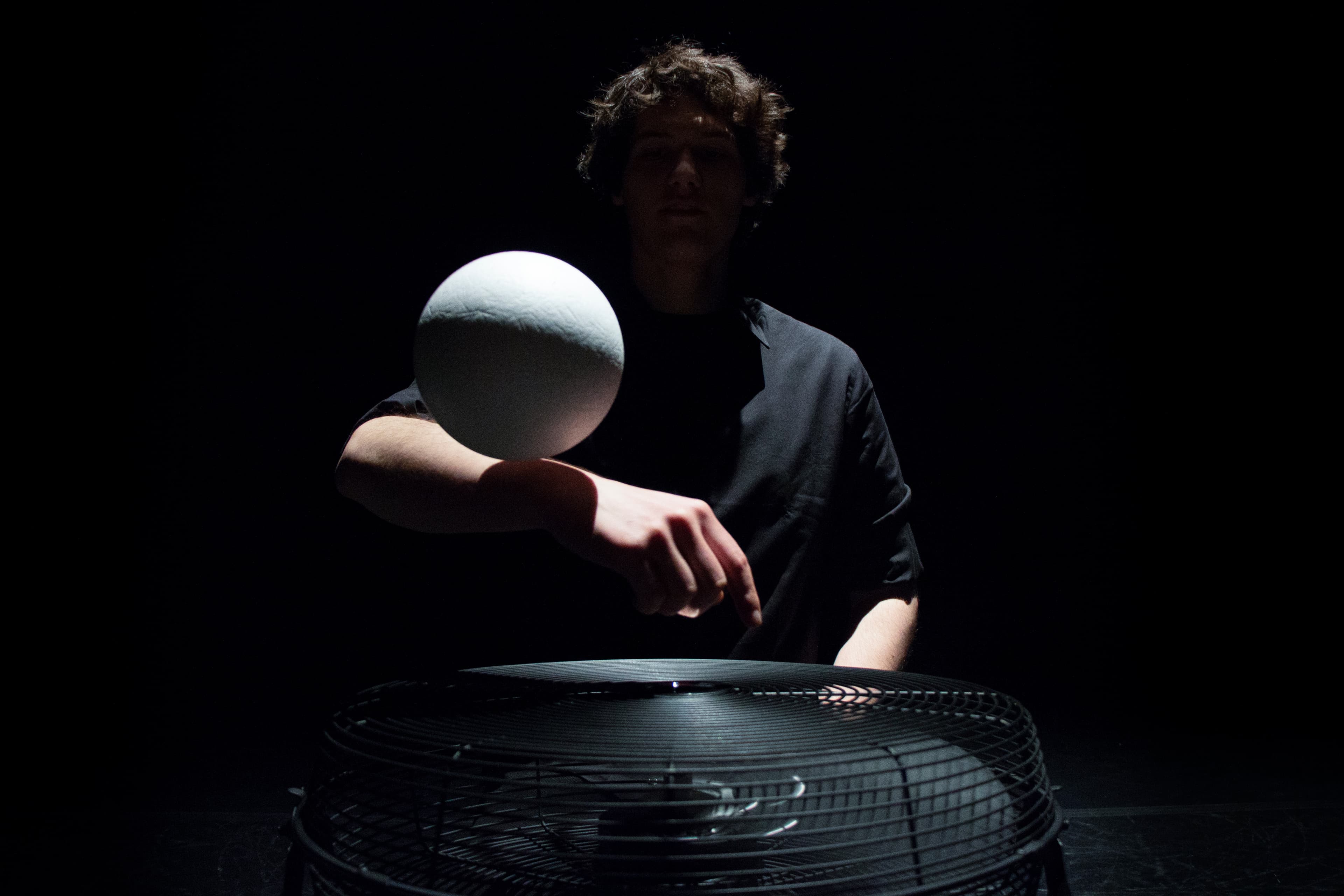 ANDREA SALUSTRI. Materia