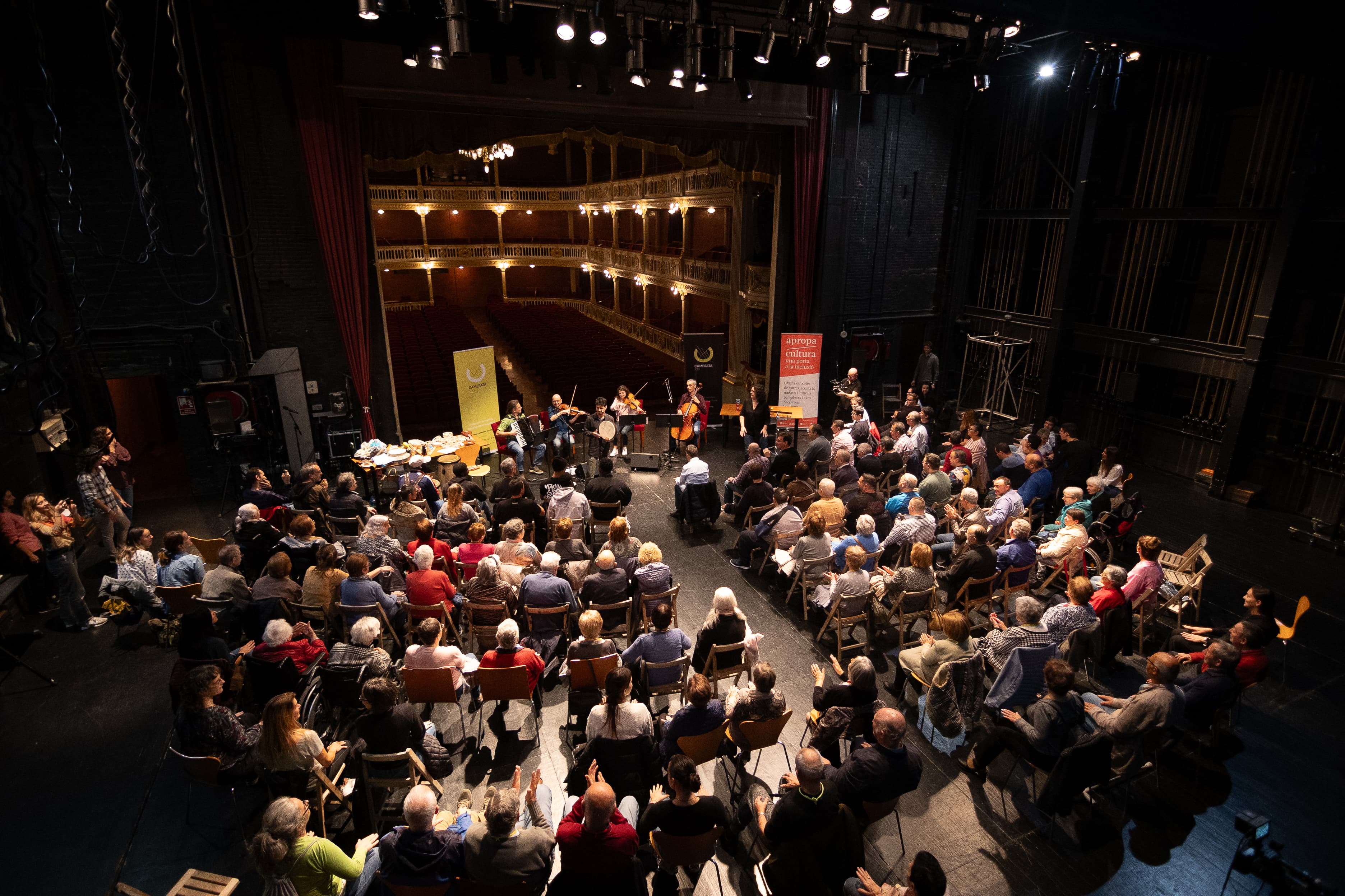 Creació Comunitària Sent la Camerata XXI | Trobada Teatre Bartrina