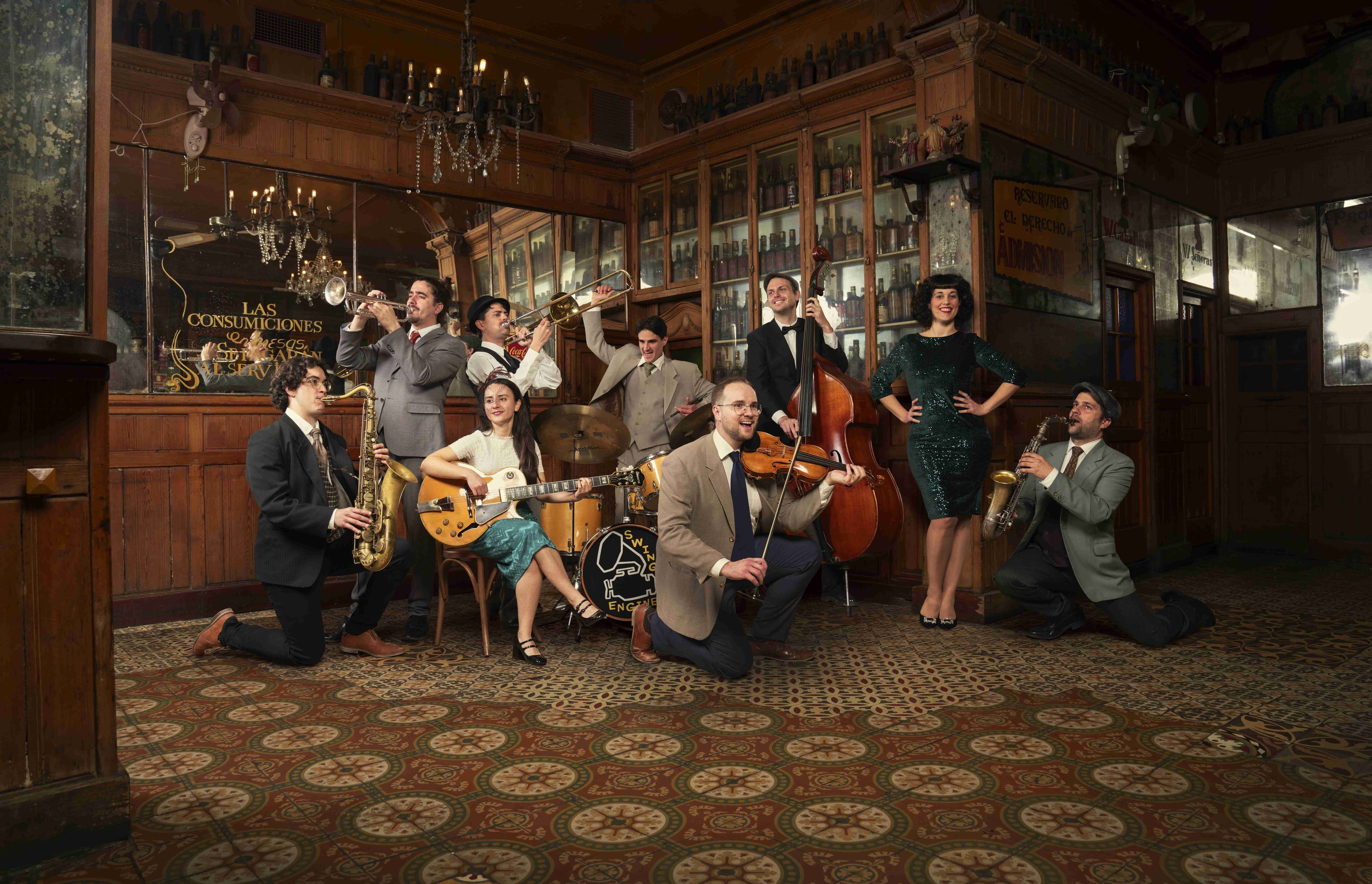 A CHRISTMAS TIME SWING ENGINE ORCHESTRA