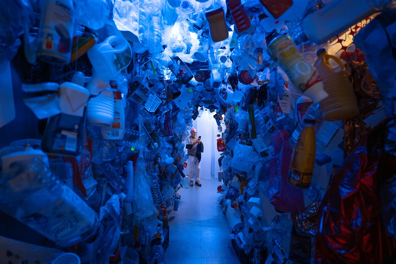 Visita comentada a l'exposició «Plàstic. Genial o pervers?»