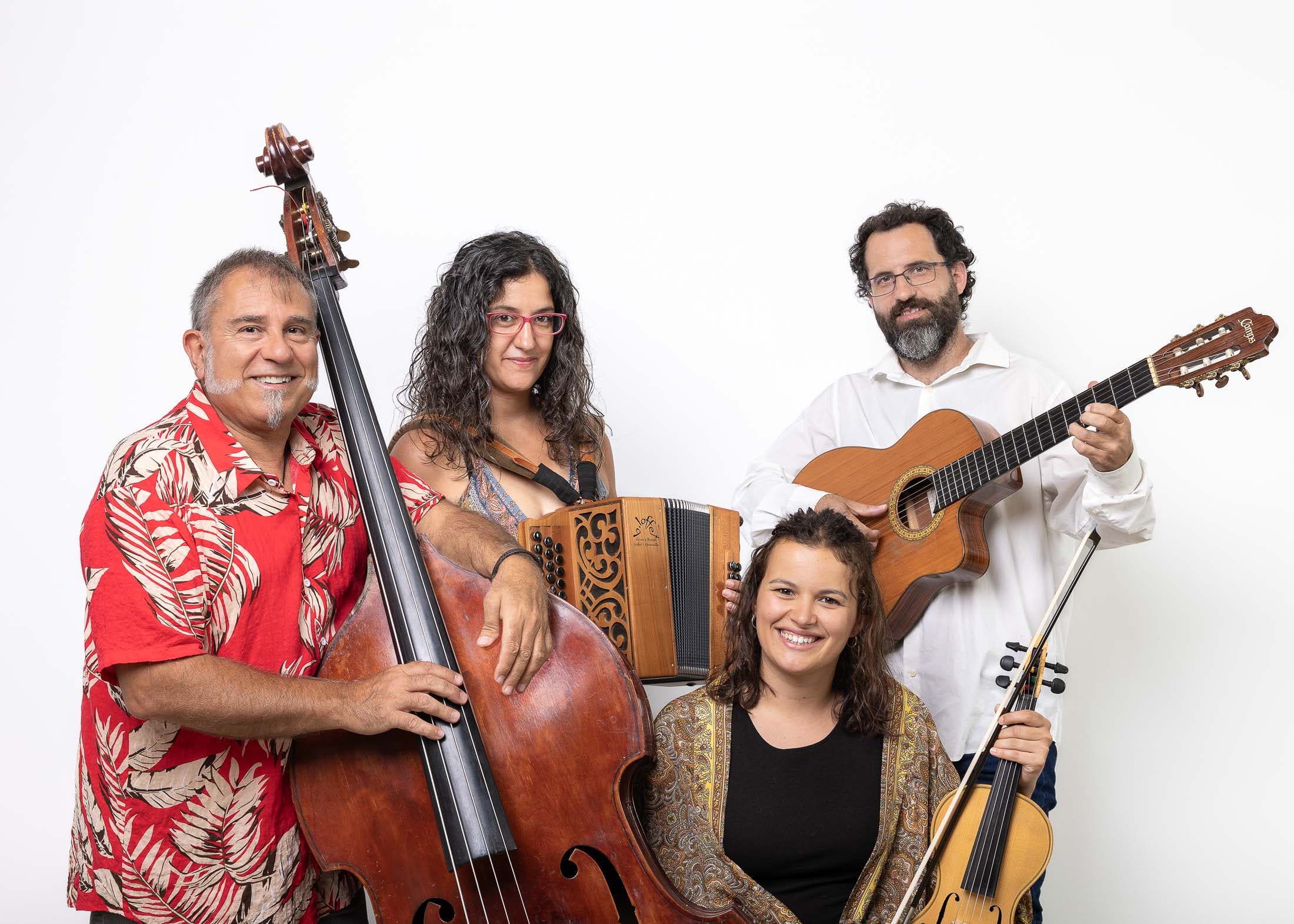 LA PUNTUAL FOLK - Taller de danses i concert