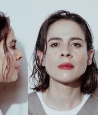 Marie, la roja