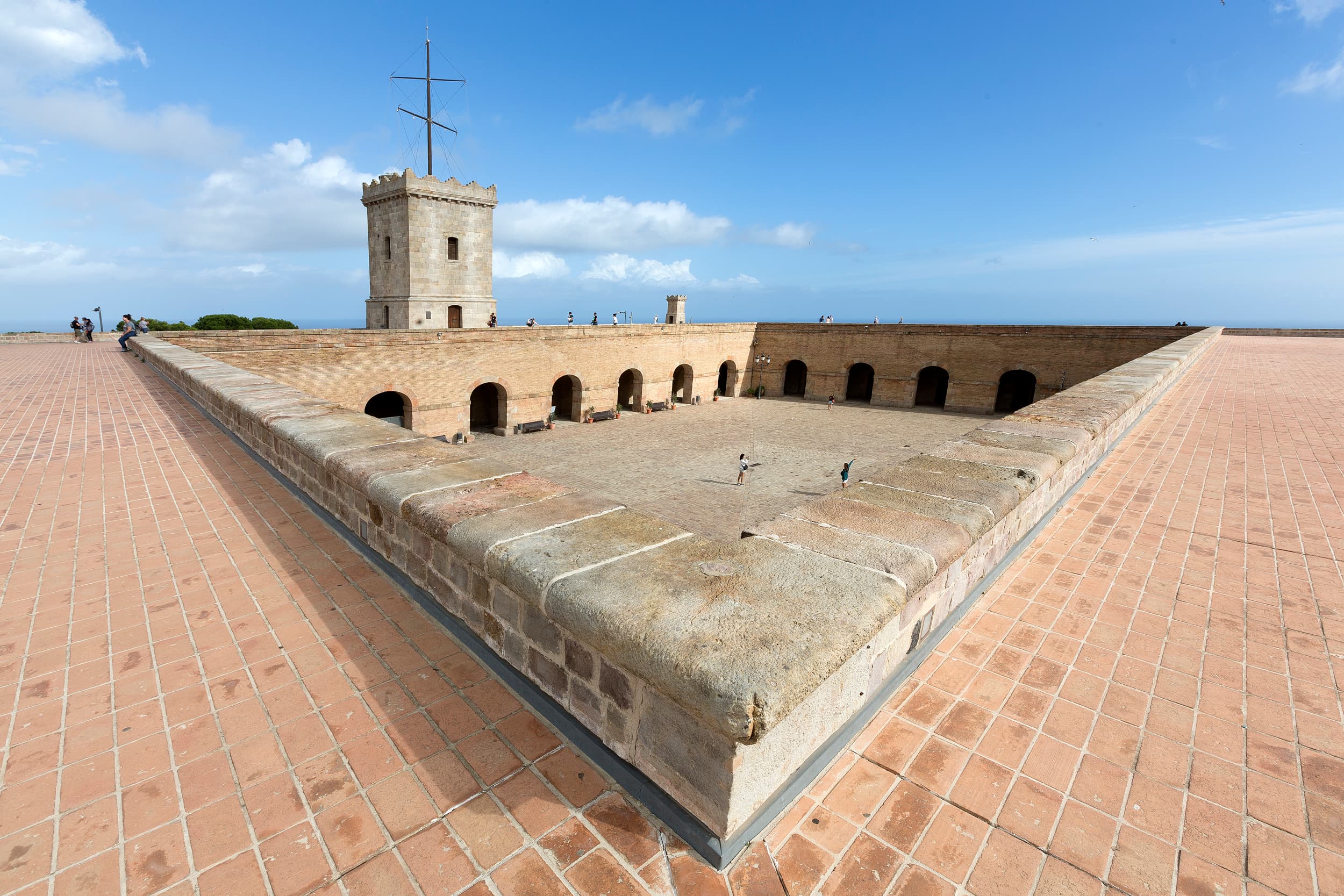 Visita guiada al Castell de Montjuïc