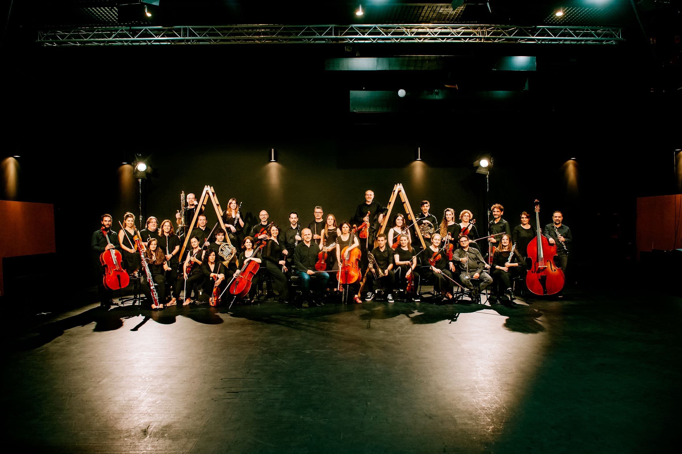 BACH-XOSTAKÓVITX UN DIÀLEG A TRAVÉS DELS SEGLES. COR DE CAMBRA DE L’AUDITORI ENRIC GRANADOS, ORQUESTRA DE GRANOLLERS