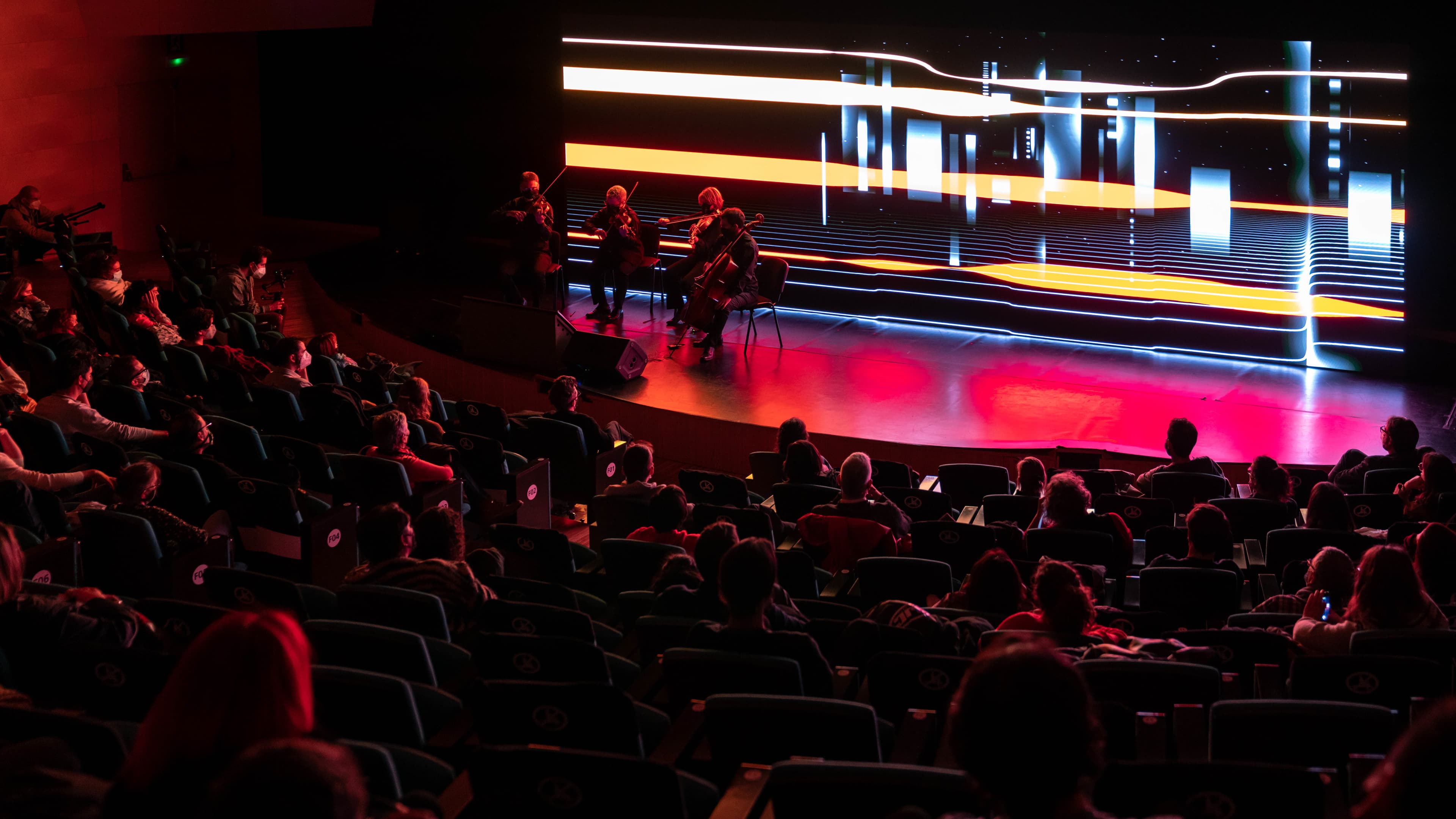 Nit d'Avantguardes Sonores: String Quartet de Playmodes + Quartet Brossa + Xavi Lloses