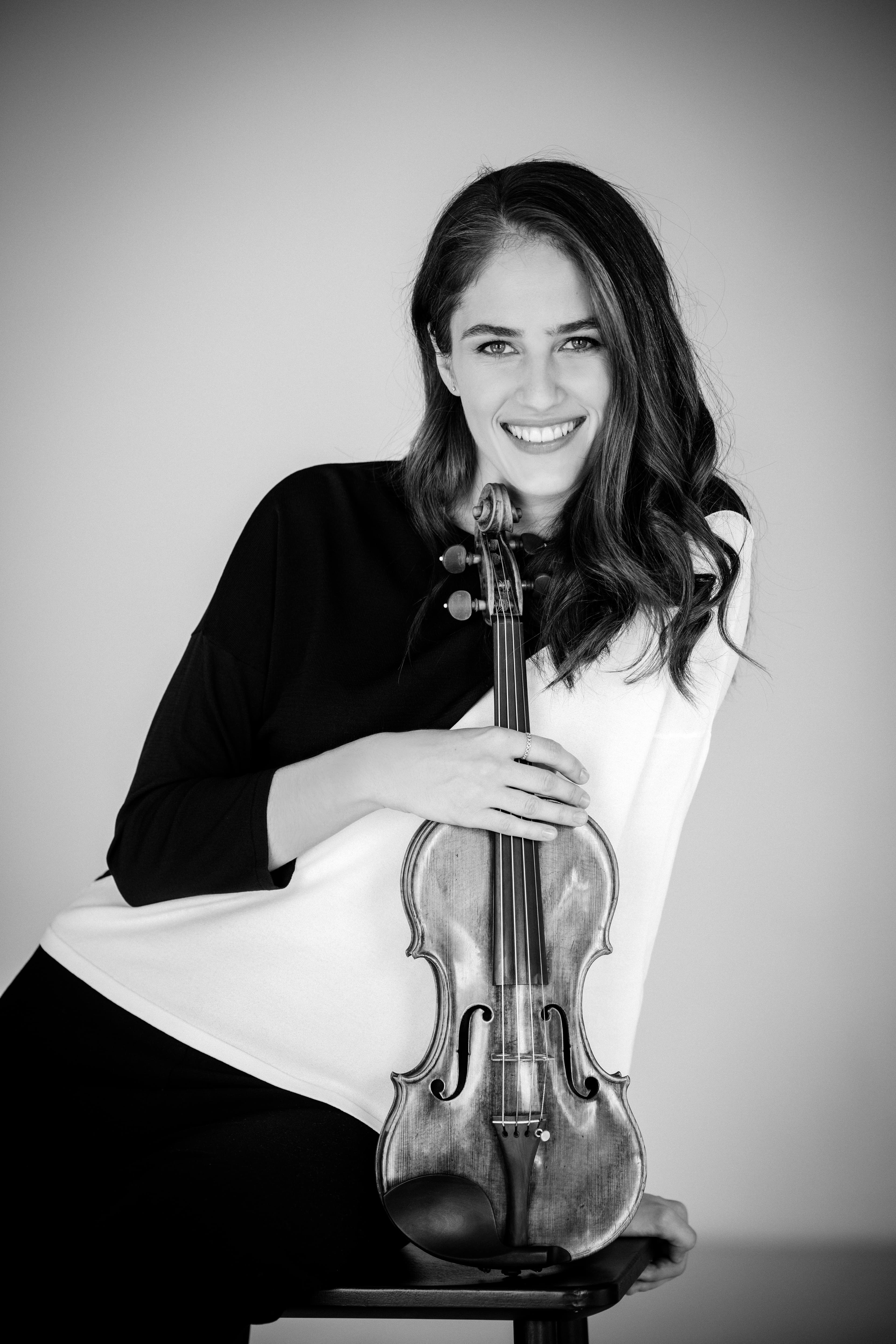 Júlia Pusker, violí