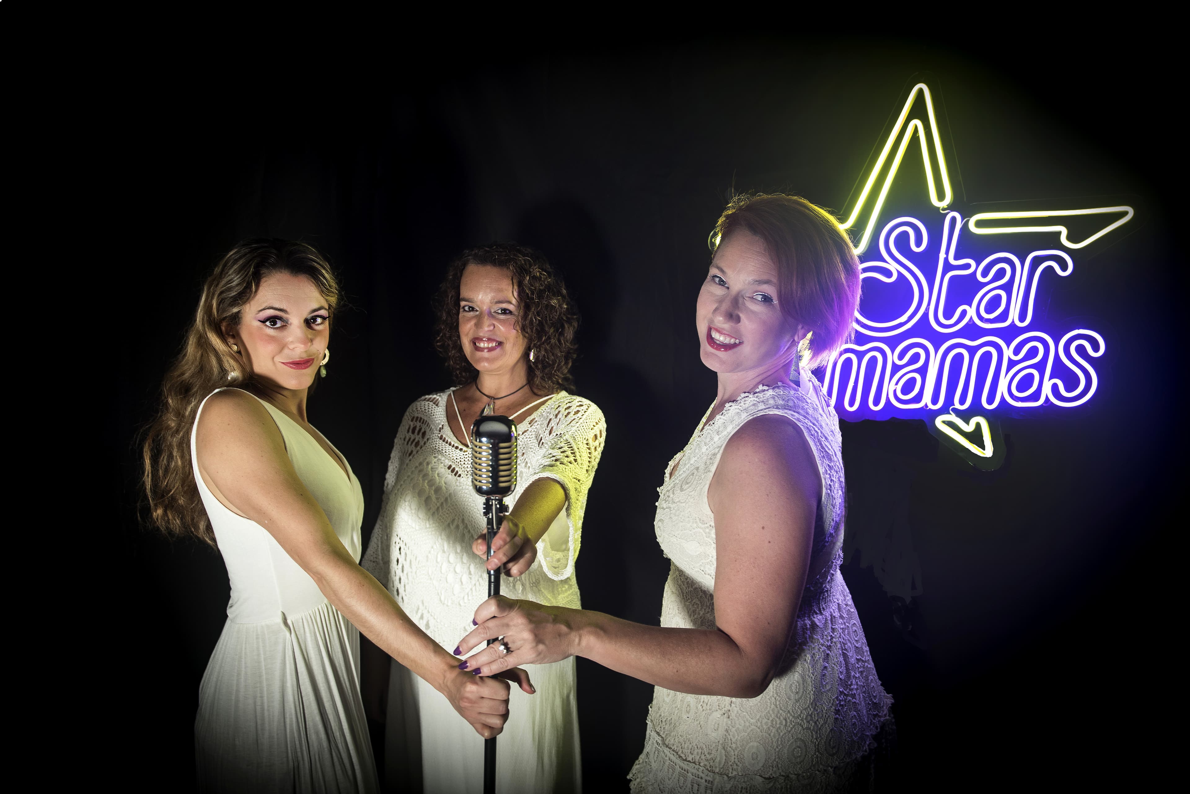 STAR MAMAS