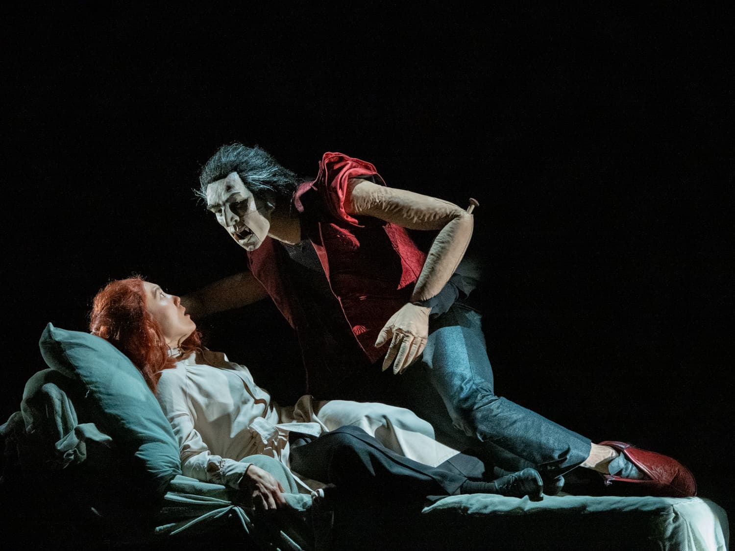 Inauguració 35a Fira de Titelles de Lleida - PLEXUS POLAIRE - Dracula – Lucy’s Dream