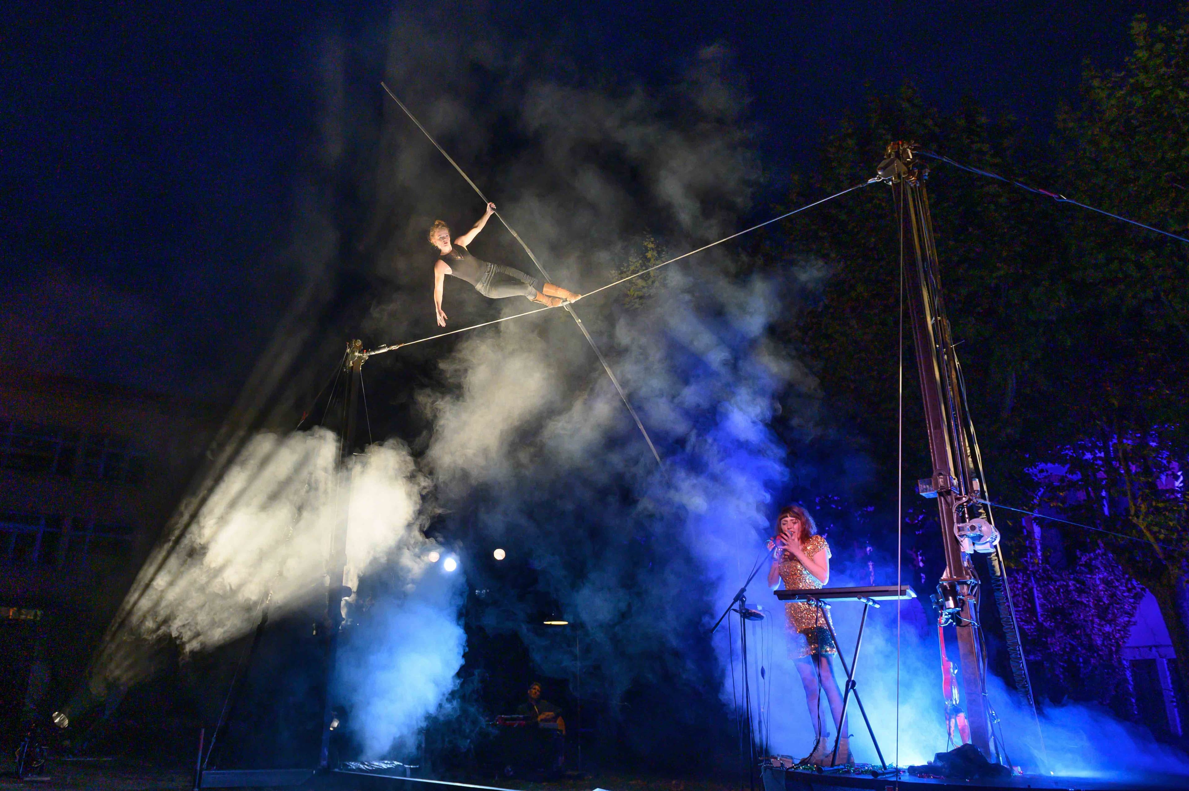 ESPECTACLE INAUGURAL, CIRC D’ARA MATEIX: Résiste
