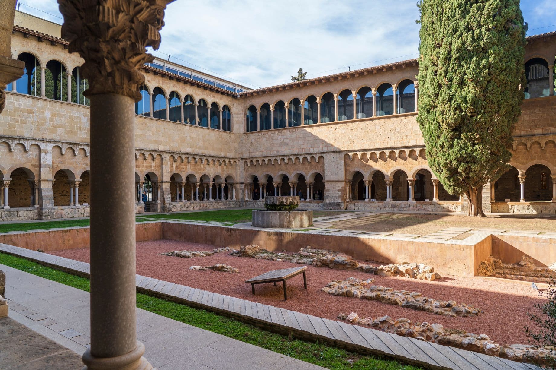 Visita mediada al Monestir de Sant Cugat