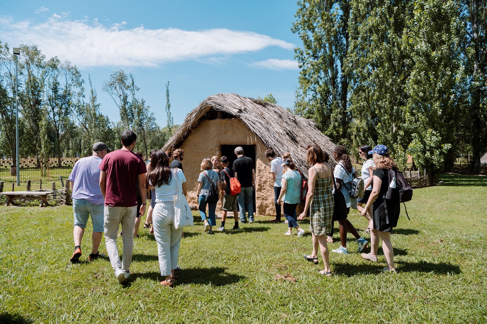 Visita comentada al Parc Neolític de la Draga