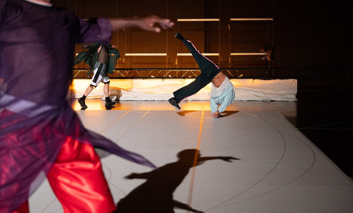 AT. De Keersmaeker, R. Mriziga / Rosas, A7LA5 . Il Cimento dell’Armonia e dell’Inventione