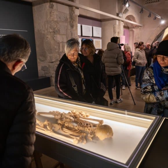 Visita comentada a l'exposició 129 vides. De quan la pesta negra va arribar a Vilafranca