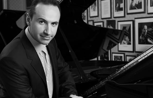 SIMON TRPCESKI: RAKHMÀNINOV 2