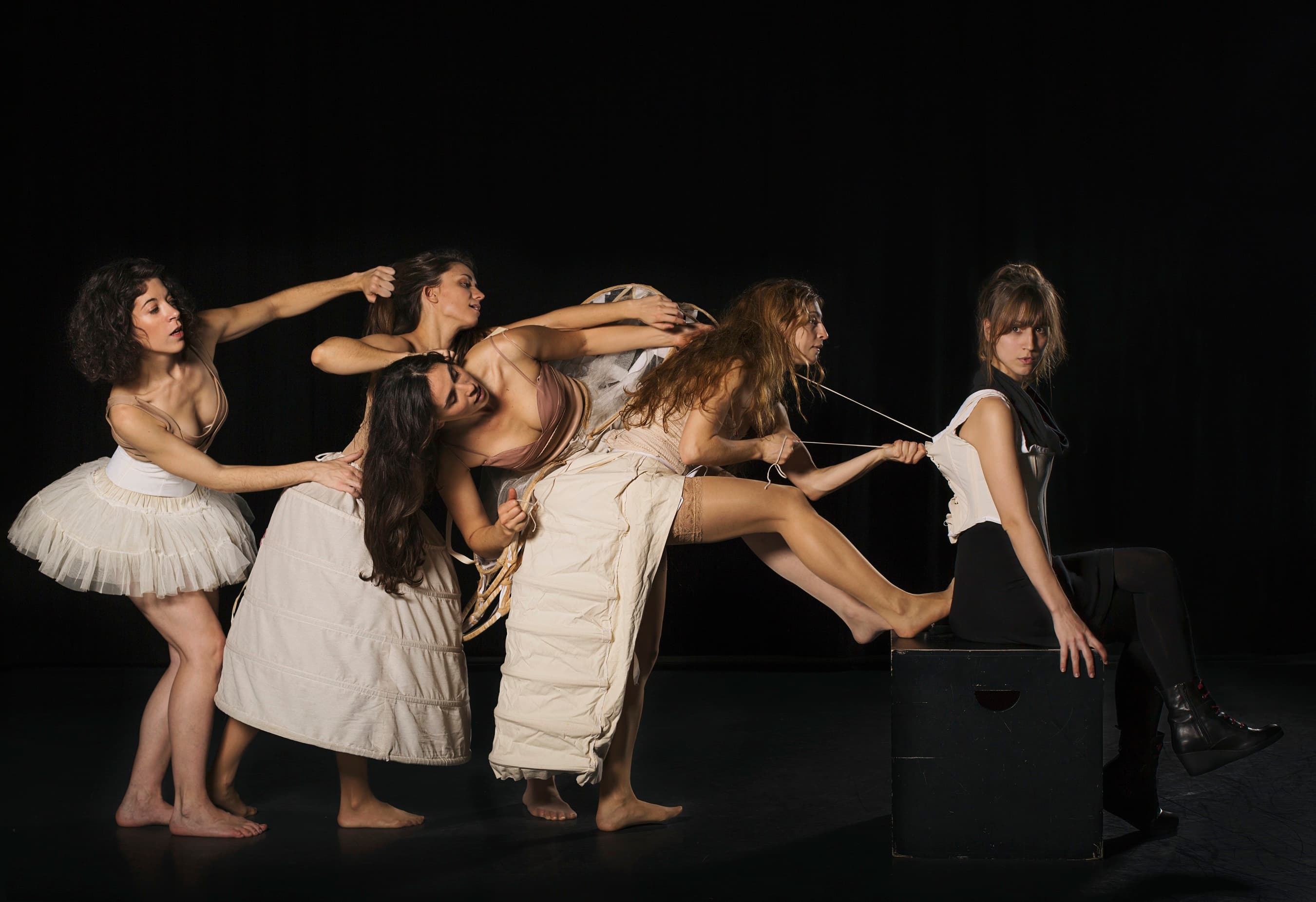Barbes de balena, ls Pirates Teatre