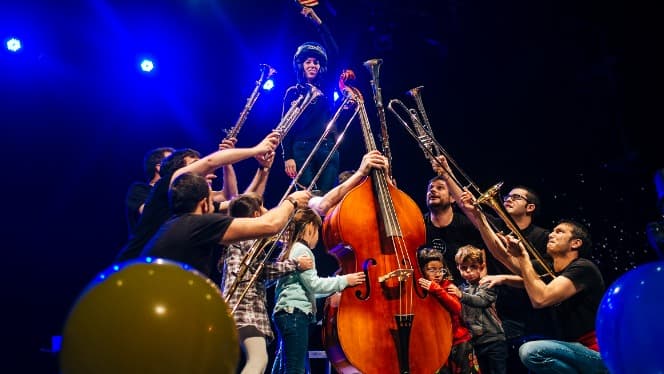 Tututs - Cobla Bisbal Jove i David Planas