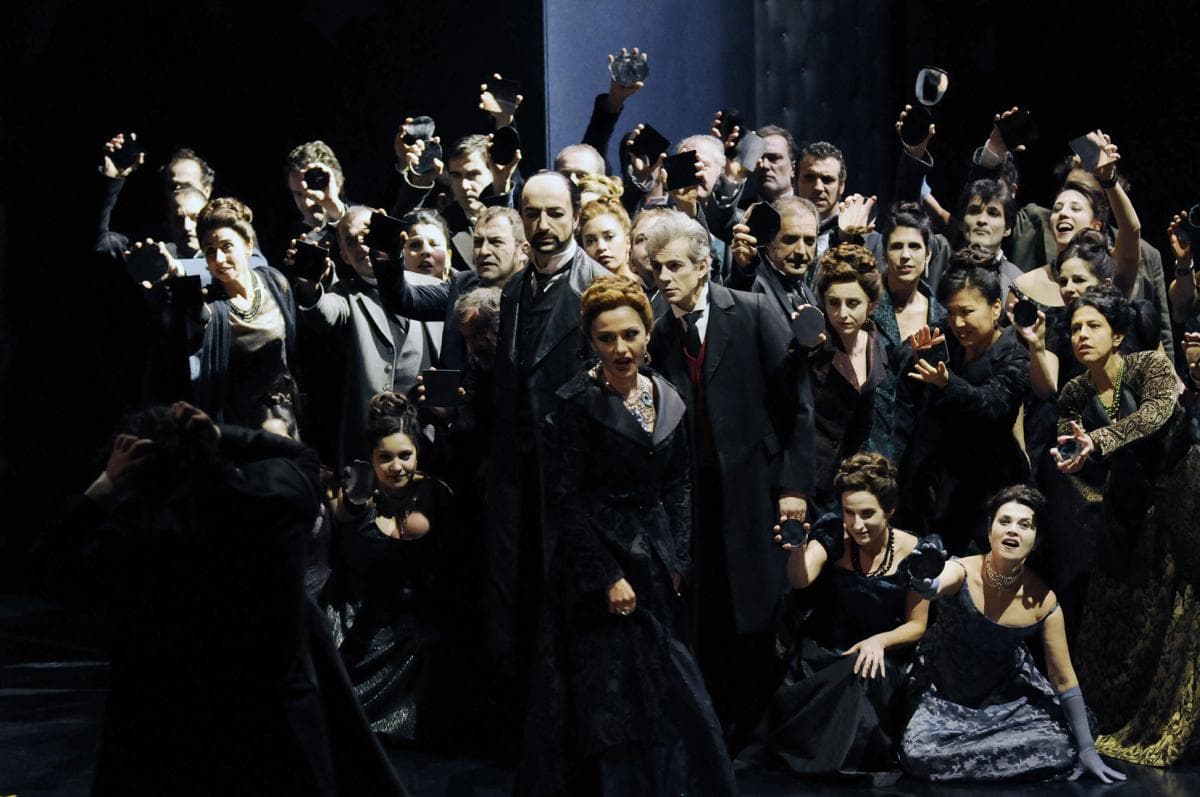 Òpera a l'abast al voltant de Les Contes d'Hoffmann